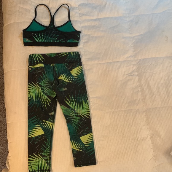 Fabletics 3pc Kate Hudson Covershoot Jungle Theme Set Top & bottoms 🤩 HL - Picture 9 of 17